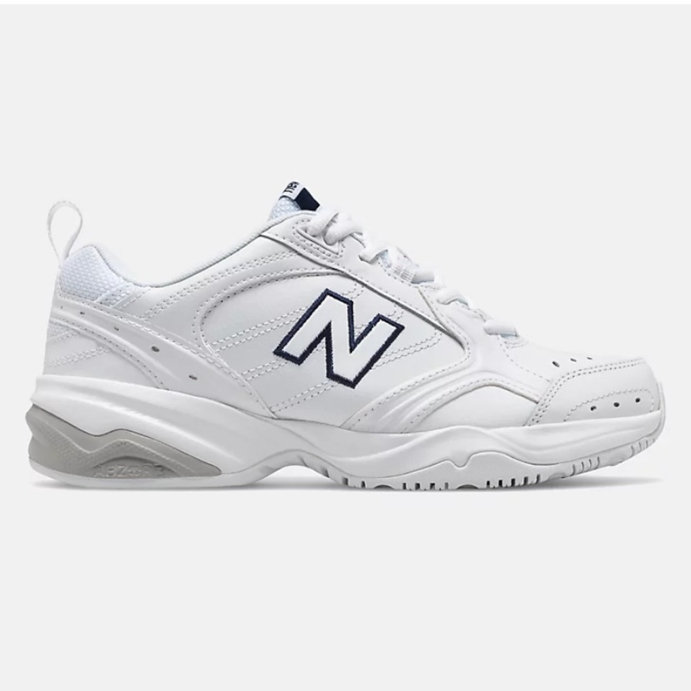 Women’s New Balance 624 Never Worn